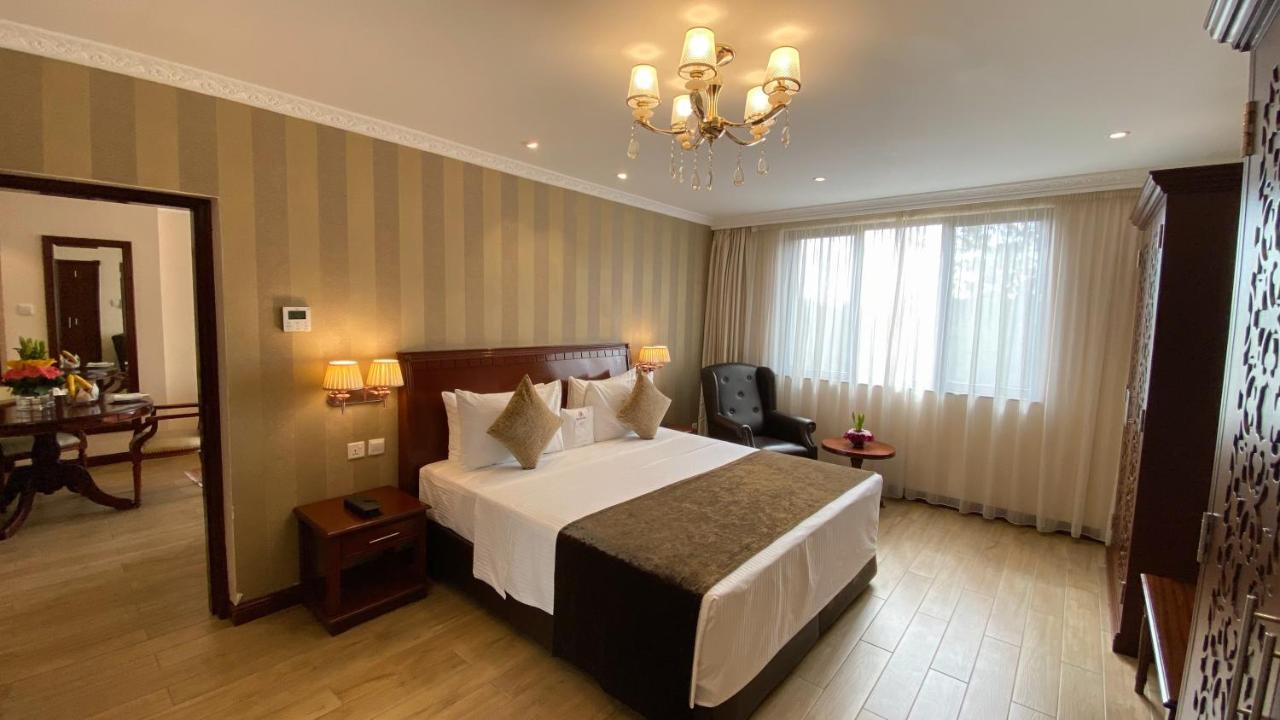Sarova Woodlands Hotel And Spa Накуру Экстерьер фото