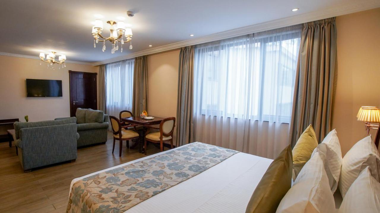 Sarova Woodlands Hotel And Spa Накуру Экстерьер фото