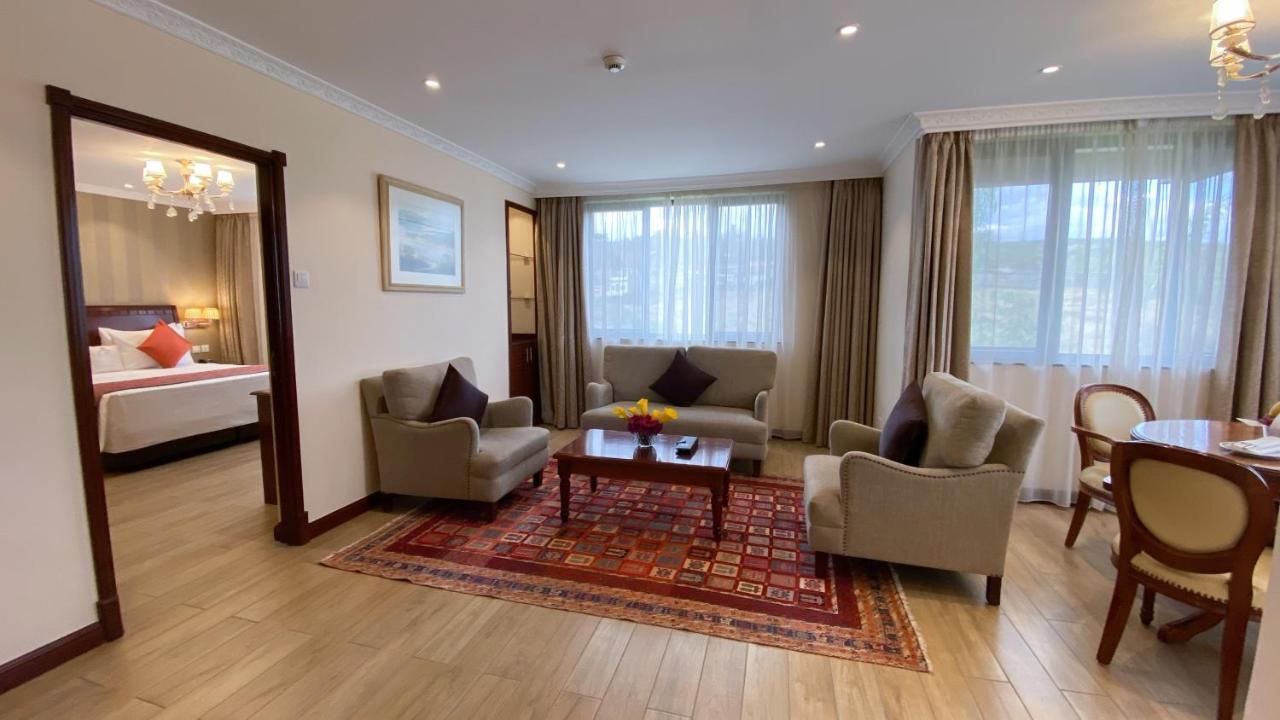 Sarova Woodlands Hotel And Spa Накуру Экстерьер фото