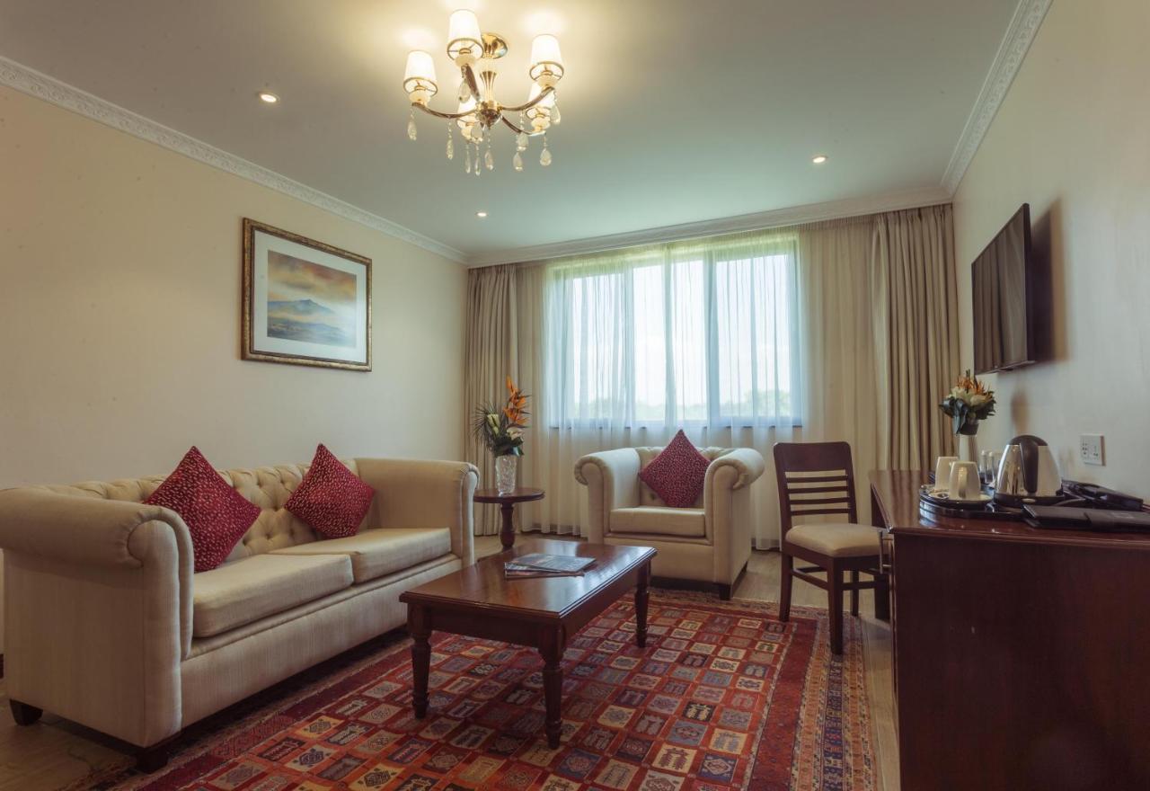 Sarova Woodlands Hotel And Spa Накуру Экстерьер фото