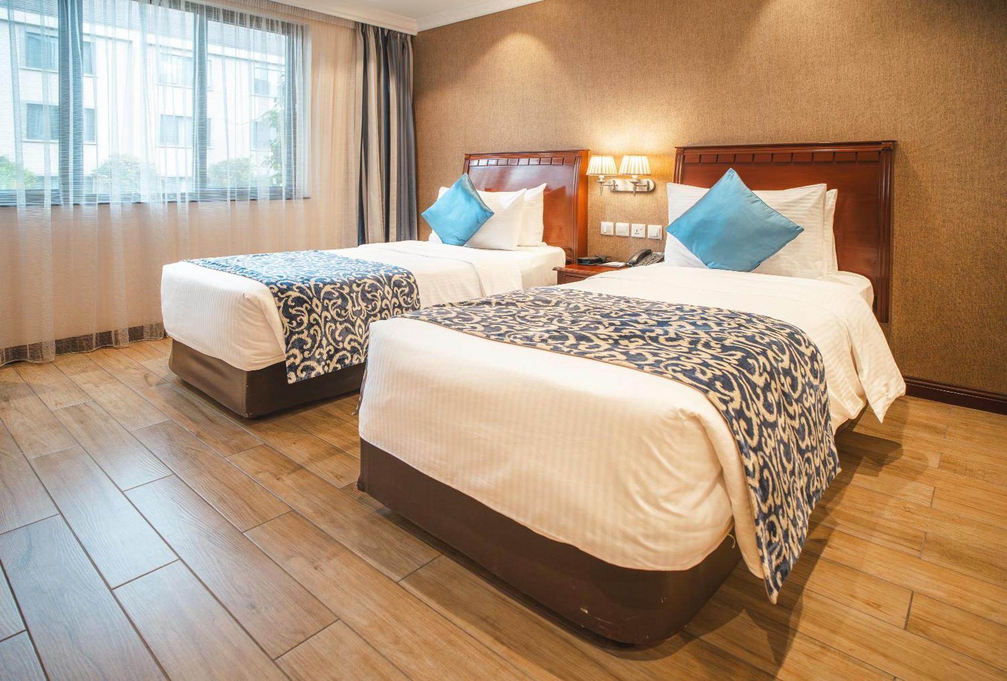 Sarova Woodlands Hotel And Spa Накуру Экстерьер фото